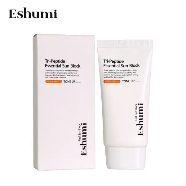 Eshumi Tri-peptide Essential Sun Block SPF50+ PA++++ 70g.
